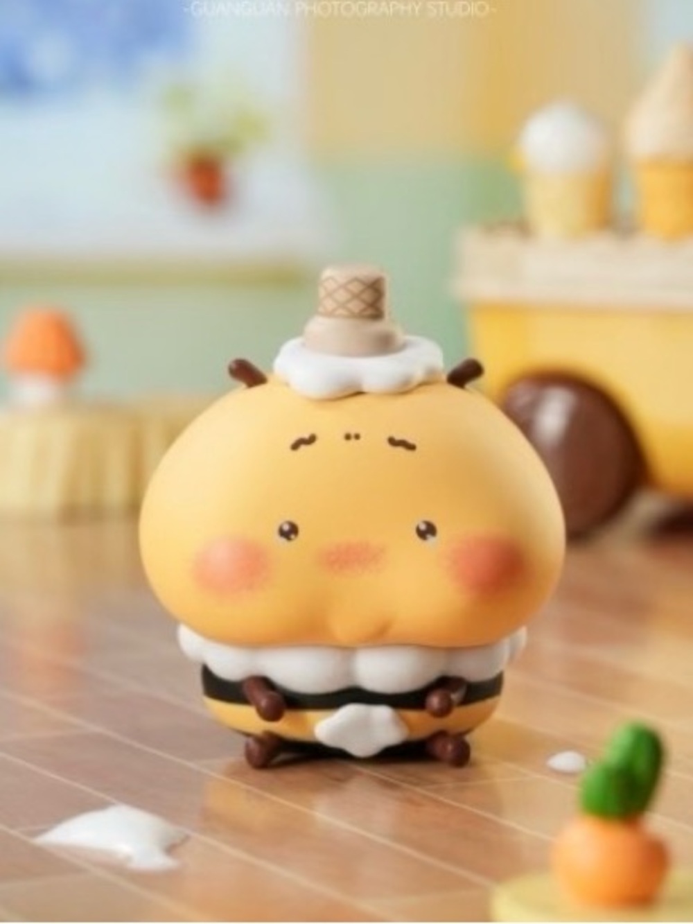 Little Bee Mimi Series Blind Box - “ Innocent”
